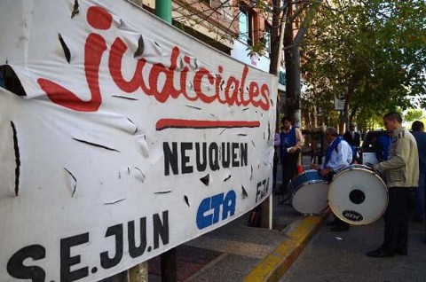 El TSJ le devolverá los días descontados por paro a los judiciales y se abrió una nueva mesa de negociación