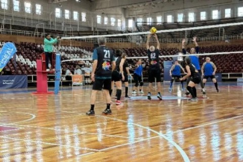 La delegación neuquina ya compite en los Juegos Evita de Adultos Mayores