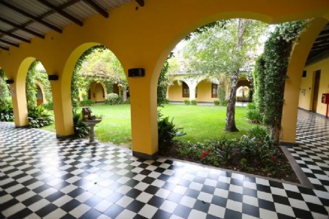 El Gobierno provincial convocó a los gremios estatales para este jueves