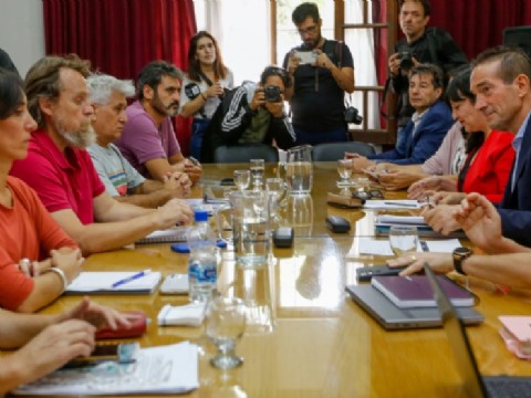 No a los paros: el gobierno de Figueroa propuso no aplicar descuentos a los docentes que protesten