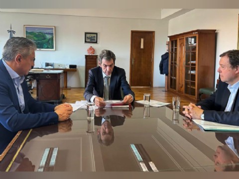 Represas: la Provincia participará junto a Rio Negro del "diseño" de la nueva licitación