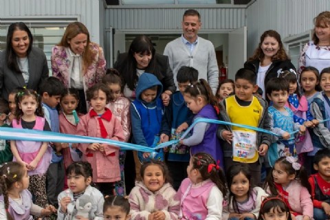 Se inauguró el jardín 88 en el barrio La Sirena