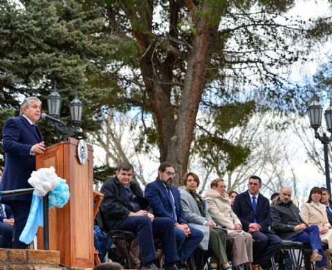 El gobernador destacó la autodeterminación de la Provincia para "atacar las injusticias"