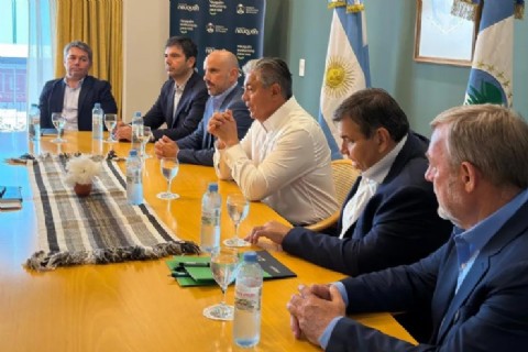 Figueroa reunió a la Mesa de Competitividad de Vaca Muerta: “Estamos haciendo todos un esfuerzo compartido”