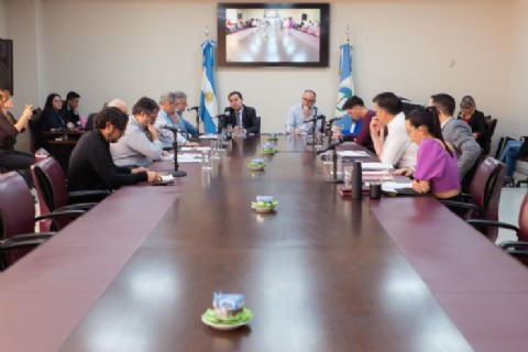 Neuquén avanza en la capacitación obligatoria sobre Malvinas