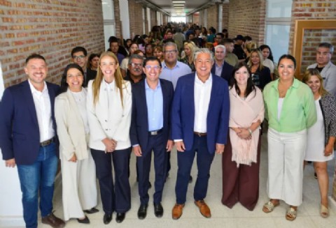 Después de 45 años se inaugura una escuela nueva en Senillosa