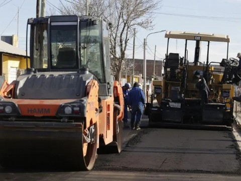 La Provincia financiará una importante obra de asfalto en Senillosa