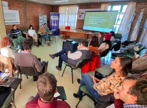 Productores frutícolas y hortícolas recibieron pago por aplicar buenas prácticas