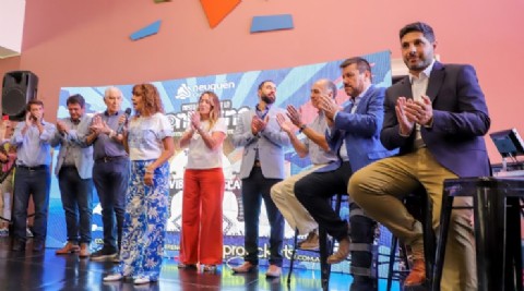 Acortan y definen la grilla de artistas para la Fiesta Nacional de la Confluencia