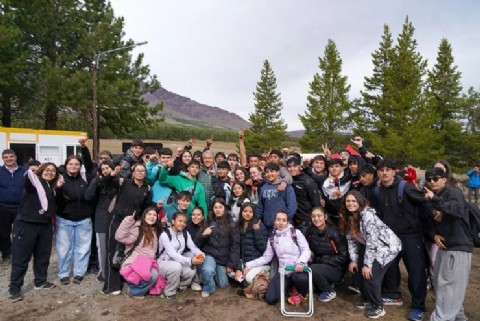 Bella Ramsey y Elon Musk, entre las celebridades que visibilizan el Trastorno del Espectro Autista