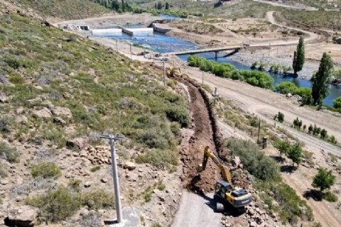 VIDEO | La red de gas natural comienza a hacerse realidad en Villa del Nahueve