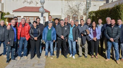 Trabajo acordó con sindicatos mejorar controles e inspecciones laborales