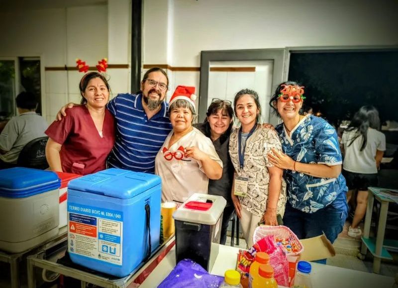 Exitosa Noche de las Vacunas: 900 personas recibieron 1.600 dosis en 4 horas