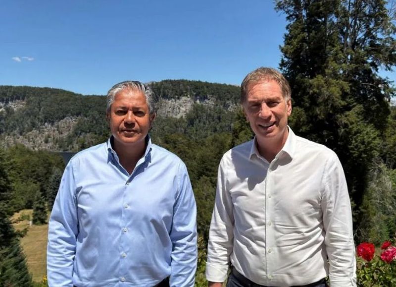 Rolando Figueroa recibió a Santilli en Villa La Angostura