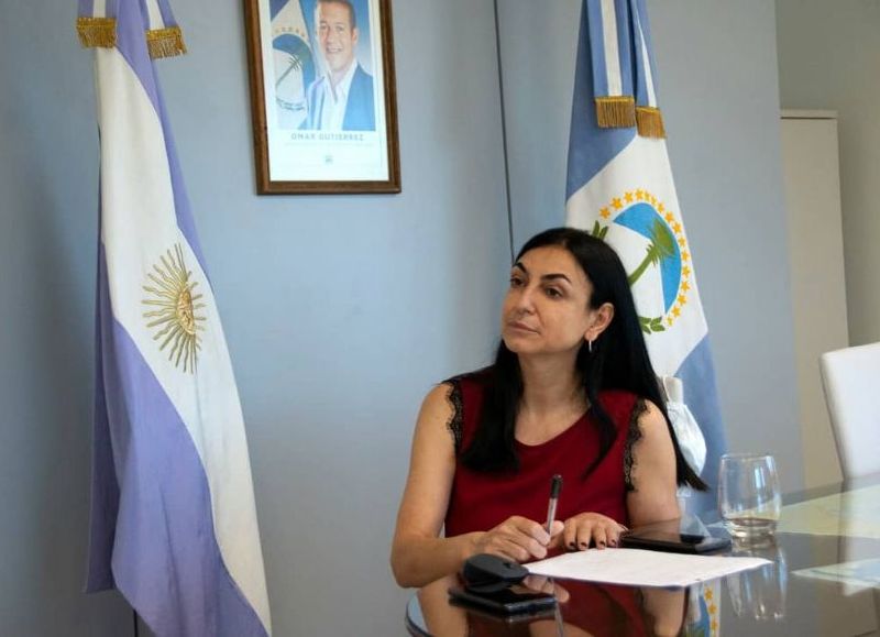 Insólita política de la ministra de Salud: recomienda acondicionar los cementerios ante el COVID-19