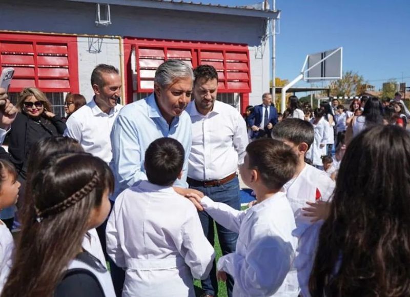 Con obras de renovación, Provincia puso en valor el edificio de la Escuela 200