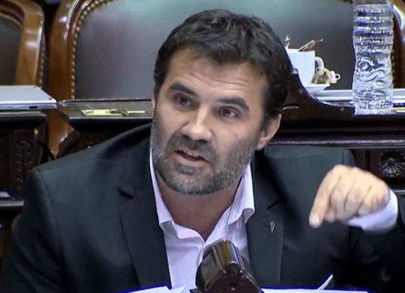 Polémica e interna peronista por el reemplazo de Darío Martínez en la Cámara de Diputados