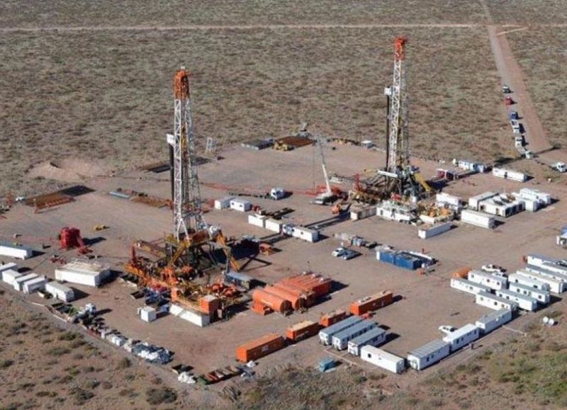 Un periodista alemán, asegura que fue víctima de un arresto indebido tras fotografiar Vaca Muerta